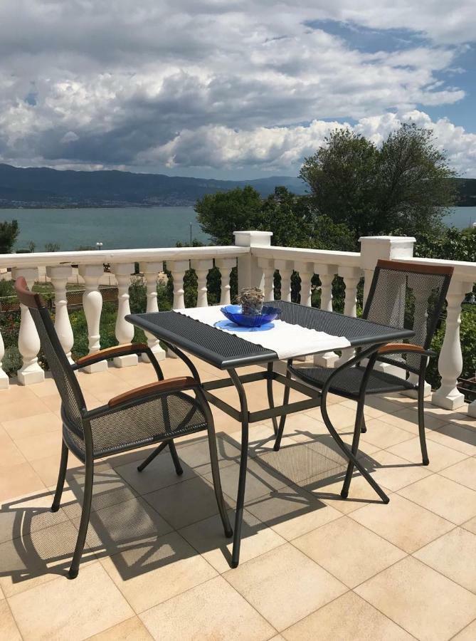 Apartmani Tumara Čižići Exterior foto